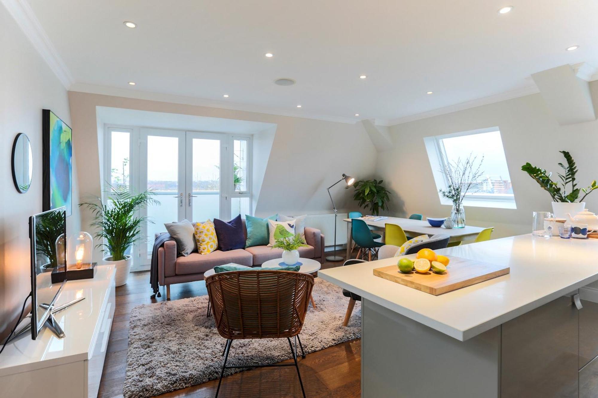 Madison Hill - White Hill House 5 - 3 Bedroom Flat Londra Exterior foto