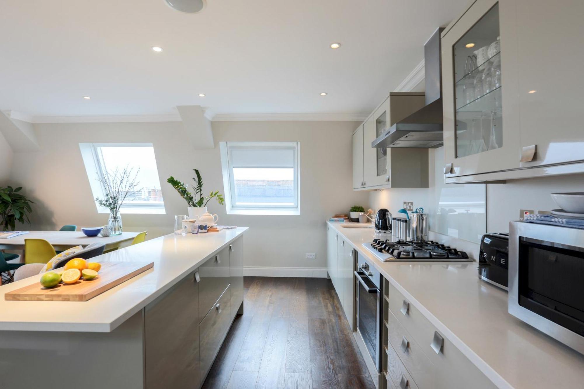 Madison Hill - White Hill House 5 - 3 Bedroom Flat Londra Exterior foto